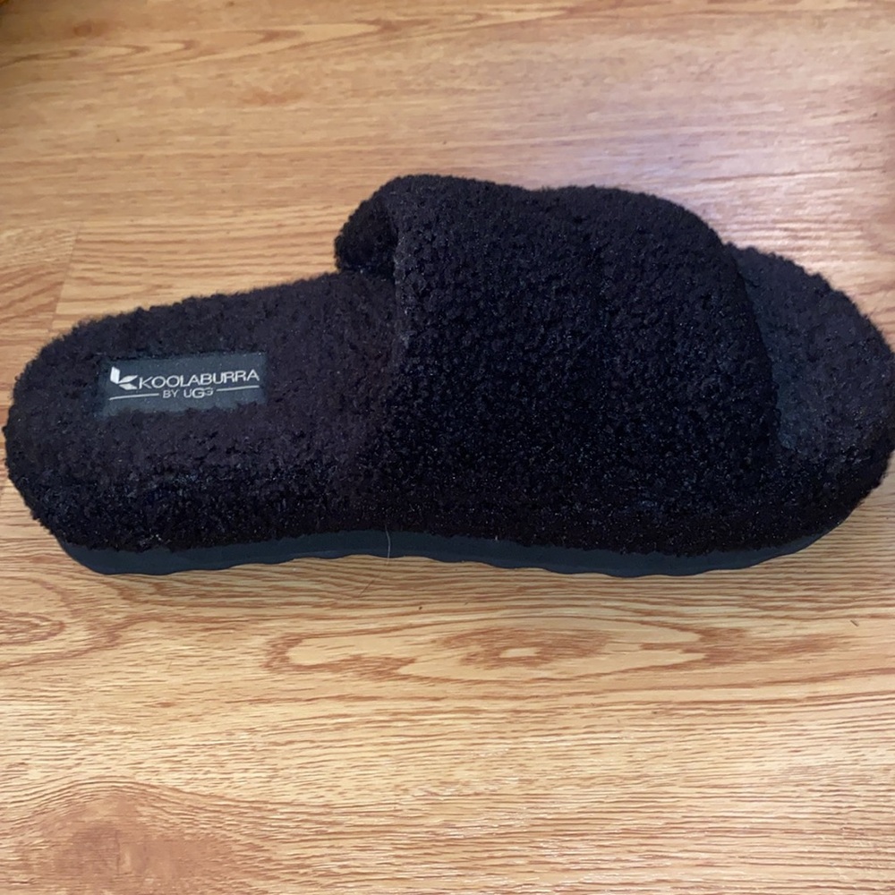 Ugg Koolaburra Black Fuzzy Slipper (Slides) - image 3